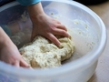 thumb dough 3082589 640
